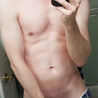 Tommy Rose 🌹