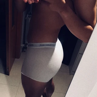 UR TOY BOY 👨🏻‍⚕️