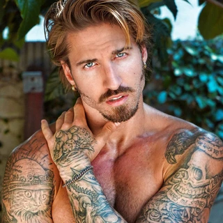 Travbeachboy