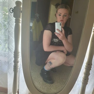 TS Goth Bitch