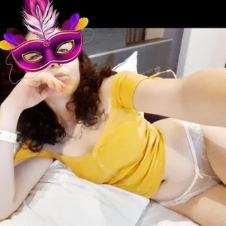 Mía Dennise