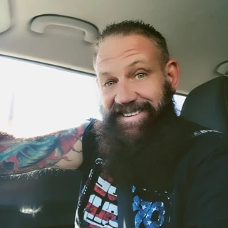 Cap’n Caveman