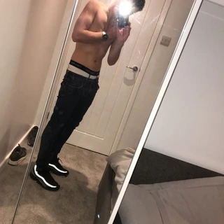 😜