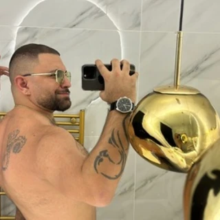 KinkyXArabCub