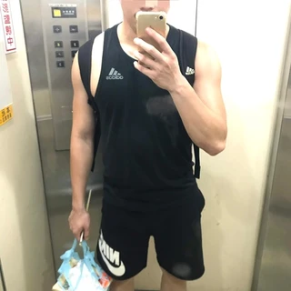 體育玩屌俠🍌
