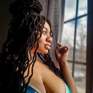 Lockedhoneyprincess