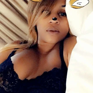 Big tittie Queen 👑
