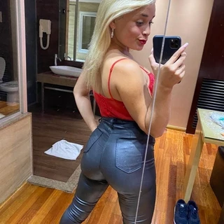 I am a hot babe 🔥🔥🔥🔥🔥