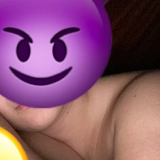 Sr.F