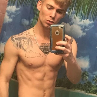 Alexx MCloudd 🏳️‍🌈