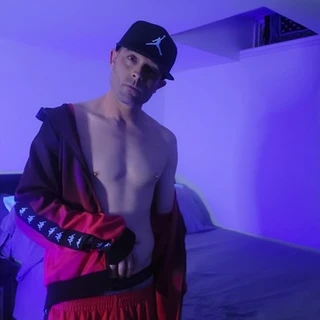 𝓙𝓾𝓼𝓽𝓾𝓼