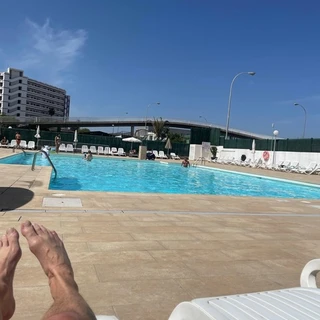 Big Balls & Big Feet