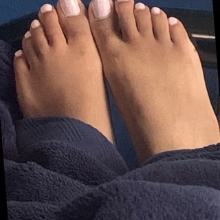 EBONY TOES🥰🤫