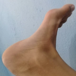 Júnior.