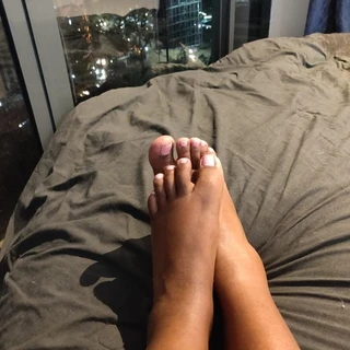 Pretty_africanfeet_