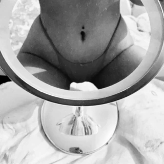 x😉x