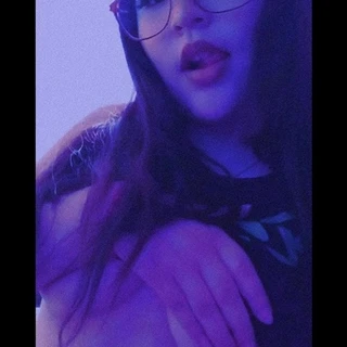 ♡︎𝑆𝑒𝑥𝑦𝑳𝒊𝖘♡︎