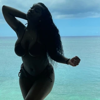 🤭