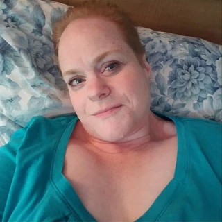 Chunkywhitewoman