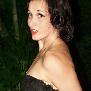 Valerie LaPêche