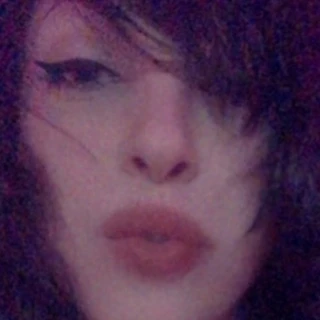 𝖛𝖆𝖑𝖐𝖞𝖗𝖎𝖊𝖆𝖈𝖎𝖉 ♡
