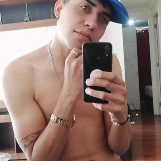 Vanny D Phiineas