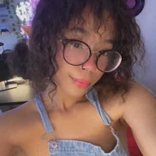 VeganGamerGirl1