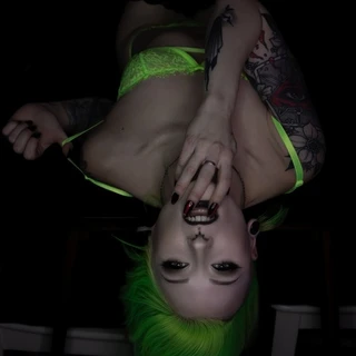 Vendetta Violet