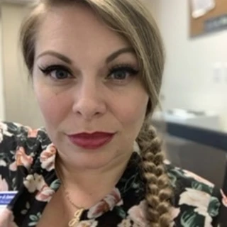 Veronica Blonde