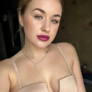 Veronica Deep