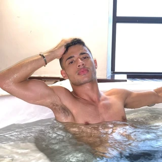 Vitão +18