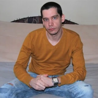 Virág László