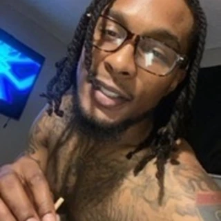 1skinnyDee