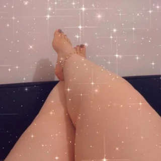 Vivi Feet 👣💅🏻