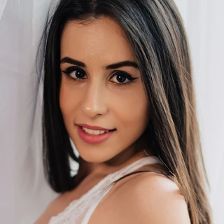 Vivian Love