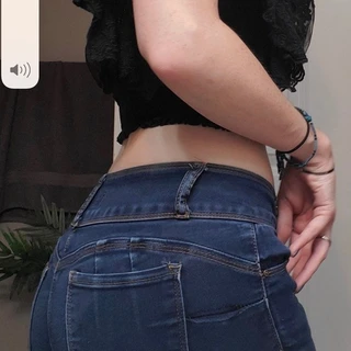 Violet Emery