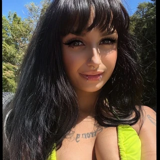 😈 𝔽𝕦𝕟 𝕊𝕚𝕫𝕖 𝔽𝕣𝕖𝕒𝕜 😈