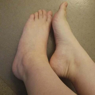 WifeyFootFetish
