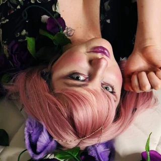 BellaDonna De Wolf