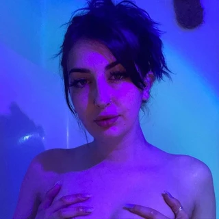 Wren Rainier ✨ 🇨🇦 amateur 💦