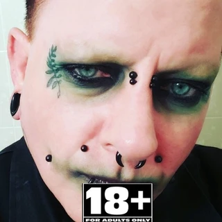 x.dadbodgothXXX.x
