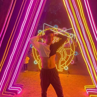 Adrian Míreles