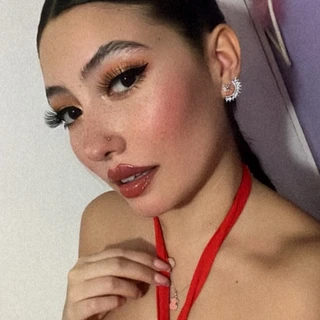 👸🏻🌹