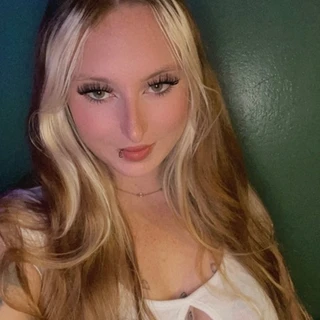𝔅𝔯𝔦 𝔉𝔯𝔢𝔢 ♡