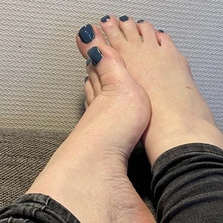 XXFeetSisters
