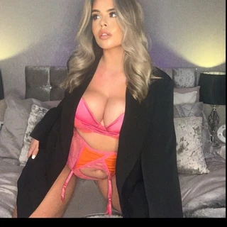REBECCA ROSE