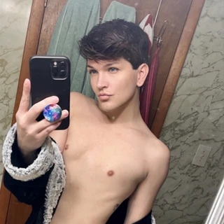😈