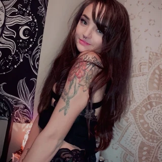 🎀🍬mikaela 🍬🎀
