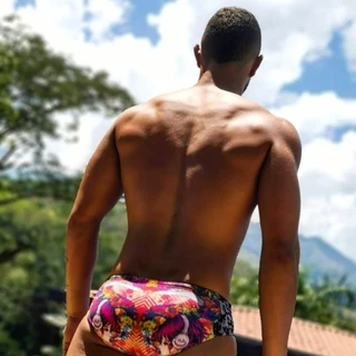 Simón restrepo