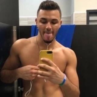 YANUEL🎅🏽